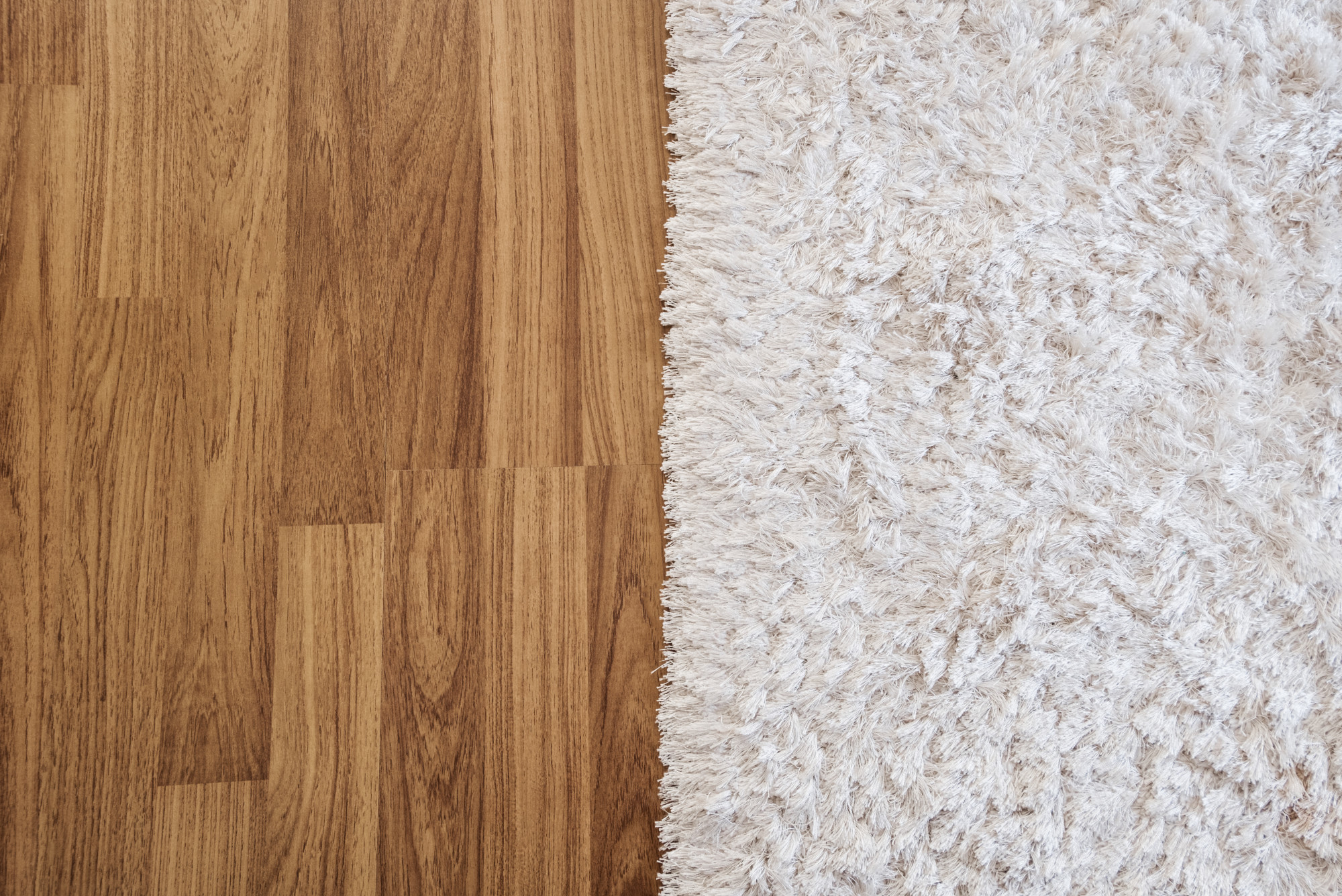 Carpet vs Hardwood Floors: A Side-By-Side Comparison